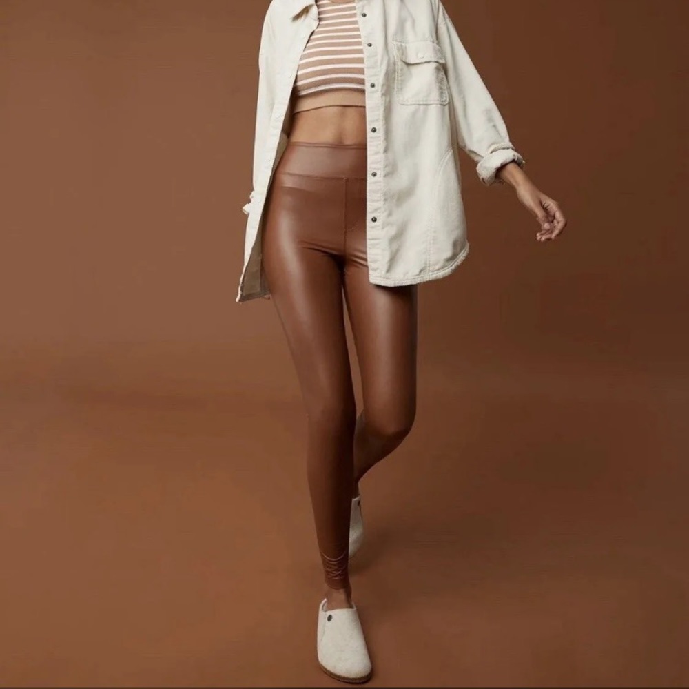 OFFLINE By Aerie Real Luxe
Faux Leather Leggings
